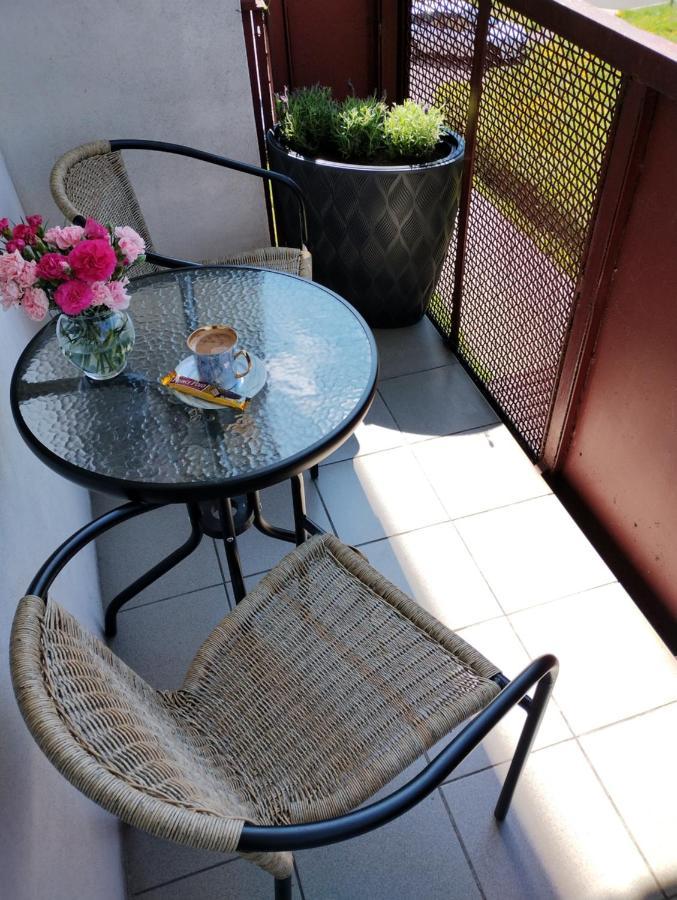 Apartament -Jak W Domu- Czeladz 60M2 Centrum Katowic 10Km Kültér fotó