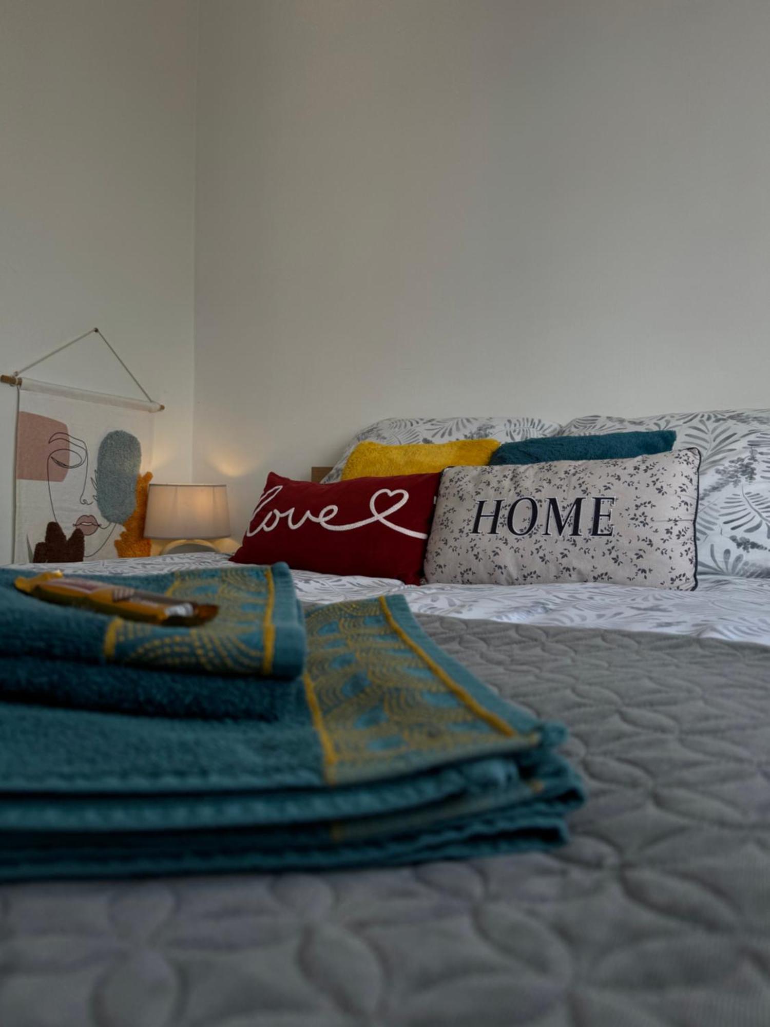 Apartament -Jak W Domu- Czeladz 60M2 Centrum Katowic 10Km Kültér fotó