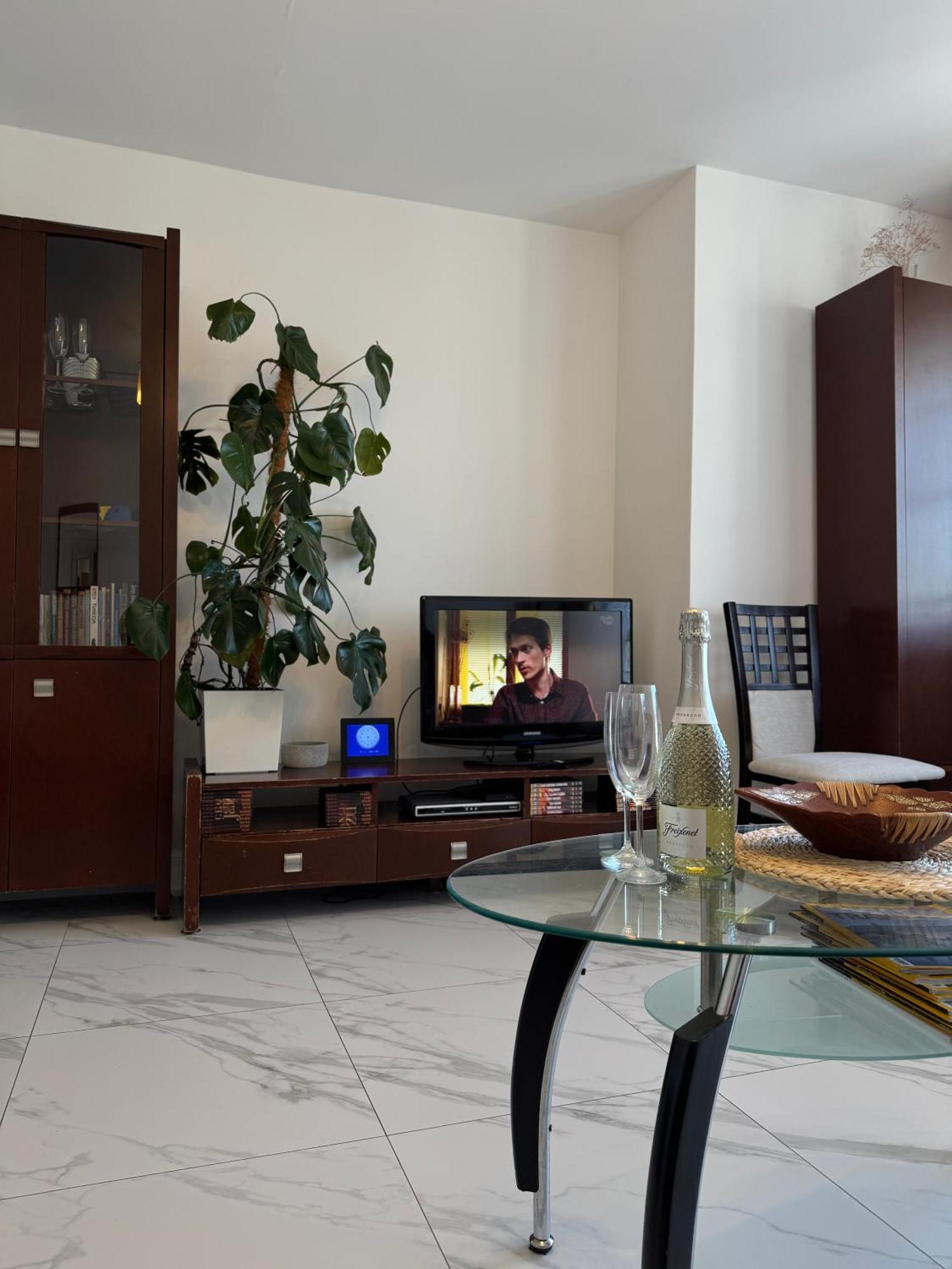 Apartament -Jak W Domu- Czeladz 60M2 Centrum Katowic 10Km Kültér fotó